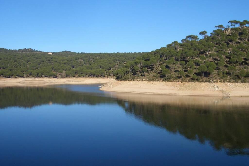 فيلا La Casita De Noe Con Vista Al Pantano De San Juan San Martín de Valdeiglesias المظهر الخارجي الصورة